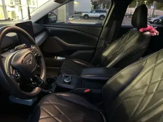 Ford Mustang Mach-E 2021 AWD Select 4dr SUV