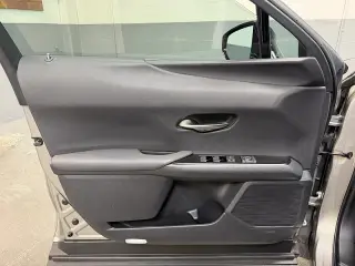 2021 Lexus UX 250h F SPORT