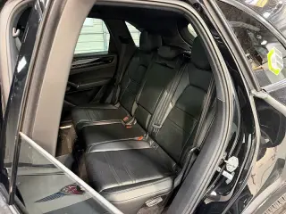 2019 Porsche Cayenne E-Hybrid