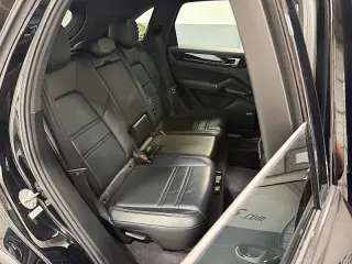 2019 Porsche Cayenne E-Hybrid