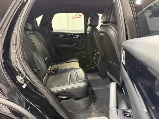 2019 Porsche Cayenne E-Hybrid