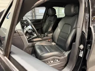 2019 Porsche Cayenne E-Hybrid