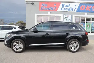 2022 Audi Q7 Premium Plus