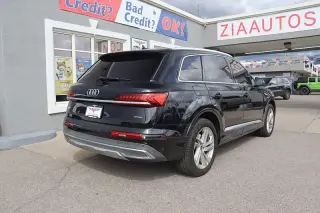 2022 Audi Q7 Premium Plus
