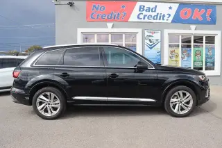 2022 Audi Q7 Premium Plus