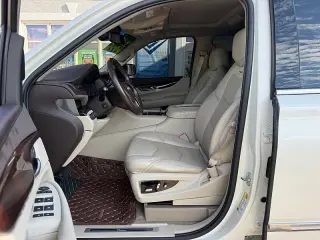 2015 Cadillac Escalade Luxury
