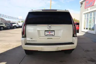 2015 Cadillac Escalade Luxury