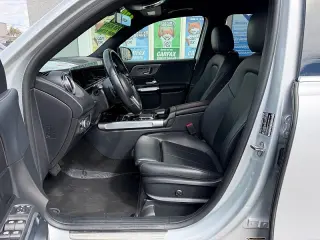 2023 Mercedes-Benz GLB 250