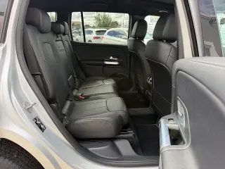2023 Mercedes-Benz GLB 250