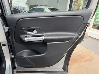 2023 Mercedes-Benz GLB 250