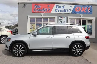 2023 Mercedes-Benz GLB 250