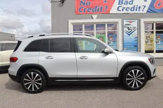 2023 Mercedes-Benz GLB 250
