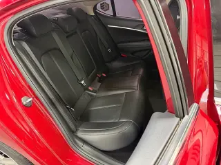 2022 Genesis G70 2.0T