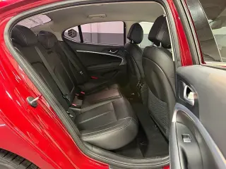 2022 Genesis G70 2.0T