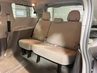 2016 Toyota Sienna XLE