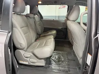 2016 Toyota Sienna XLE