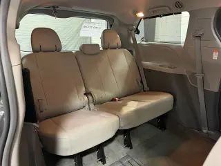 2016 Toyota Sienna XLE