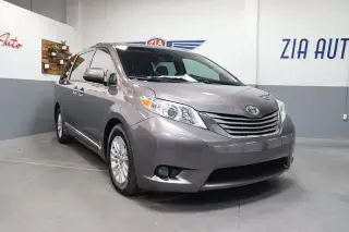 2016 Toyota Sienna XLE