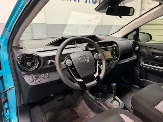 2019 Toyota Prius c LE