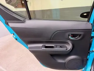 2019 Toyota Prius c LE
