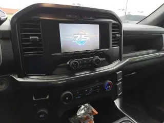 Ford F-150 2023 4x2 Lariat 4dr SuperCrew 5.5 ft. SB