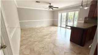 Propiedad de alquiler con 4 dormitorios y 2.5 baños en Miami