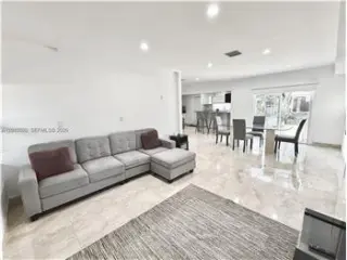 Propiedad de alquiler con 4 dormitorios y 5 baños en Miami