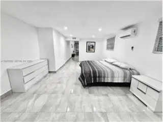 Propiedad de alquiler con 4 dormitorios y 5 baños en Miami
