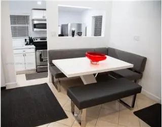Propiedad de alquiler con 4 dormitorios y 5 baños en Miami