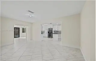 Propiedad de alquiler con 3 dormitorios y 2 baños en Hollywood