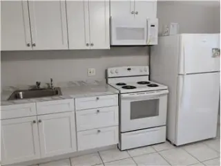 Propiedad de alquiler con 1 dormitorio y 1 baño en Dania