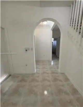 Propiedad de alquiler con 5 dormitorios y 3 baños en MIAMI