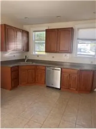 Propiedad de alquiler con 2 dormitorios y 1 baño en Westwood