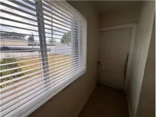 Propiedad de alquiler con 3 dormitorios y 2 baños en MIAMI