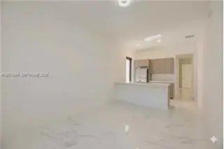 Propiedad en alquiler con 5 dormitorios y 4.5 baños en Miramar