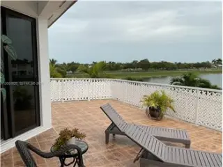 Propiedad de alquiler con 5 dormitorios y 4 baños en Miami
