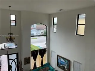 Propiedad de alquiler con 5 dormitorios y 4 baños en Miami