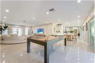 Propiedad de alquiler con 3 dormitorios y 3 baños en Fort Lauderdale
