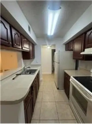 Propiedad de alquiler con 1 dormitorio y 1 baño en Tamarac