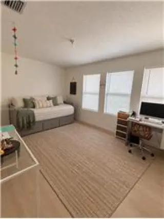 Propiedad de alquiler con 5 dormitorios y 3.5 baños en HOMESTEAD