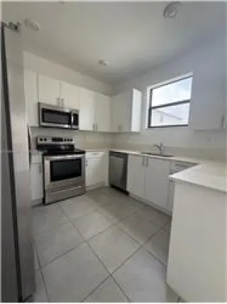 Propiedad de alquiler con 3 dormitorios y 2.5 baños en Homestead