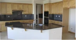 Propiedad de alquiler con 5 dormitorios y 4.5 baños en Brentwood
