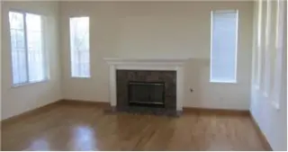 Propiedad de alquiler con 5 dormitorios y 4.5 baños en Brentwood