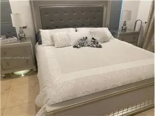 Propiedad en alquiler con 4 dormitorios y 2 baños en Miami