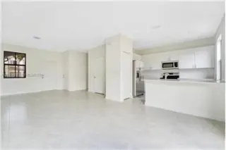 Propiedad de alquiler con 3 dormitorios y 2.5 baños en Homestead