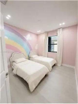 Propiedad en alquiler con 4 habitaciones y 3.5 baños en Hialeah