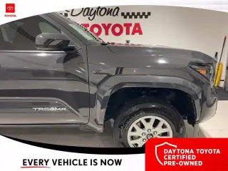 Toyota Tacoma 2025 4x4 SR5 4dr Double Cab 5.0 ft SB