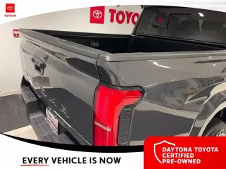 Toyota Tacoma 2025 4x4 SR5 4dr Double Cab 5.0 ft SB
