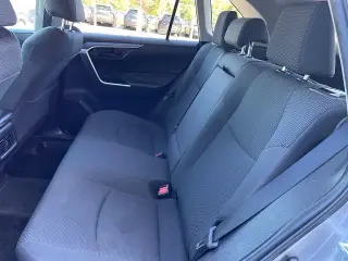 Toyota RAV4 Híbrido 2021 AWD LE 4dr SUV