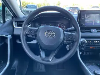 Toyota RAV4 Híbrido 2021 AWD LE 4dr SUV